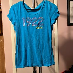 Hollister t-shirt